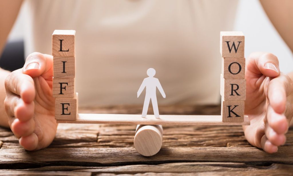 Tips to Achieve Your Ideal Lawyer Work-life Balance